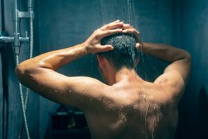 Tắm Sáng Hay Tắm Tối: Lựa Chọn Nào Tốt Nhất Cho Sức Khỏe?